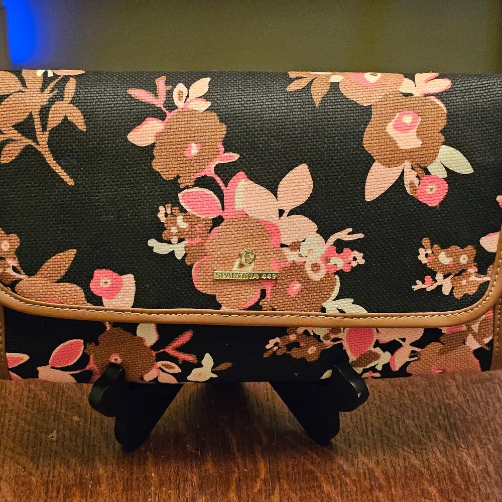 Spartina 449 Natural Linen Black Floral Print Hang Up Toiletry Bad